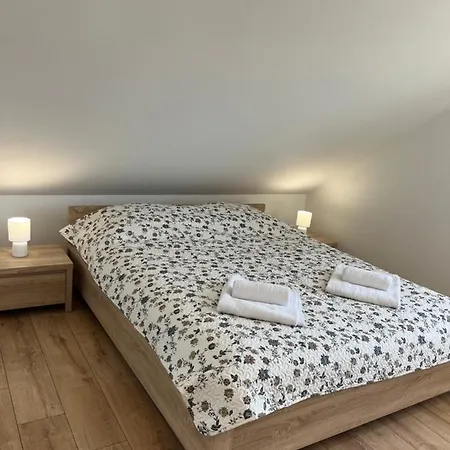 Apartman Comfort W Kujankach Nad Jeziorem