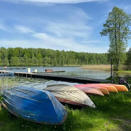 Comfort W Kujankach Nad Jeziorem *