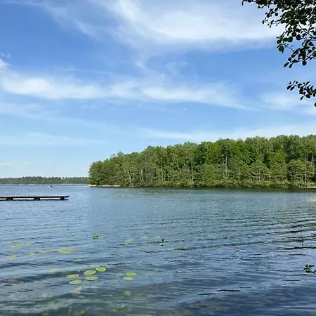 Comfort W Kujankach Nad Jeziorem Apartamento