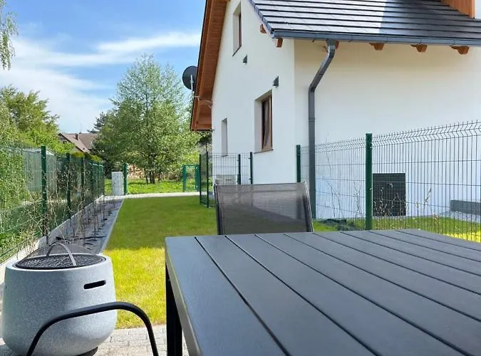 Comfort W Kujankach Nad Jeziorem Kujanki (Greater Poland)